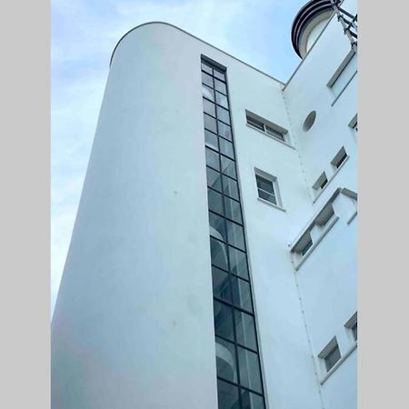 Elegant Studio Et Parking Dans Batiment Historique Saint Tropez Exteriér fotografie