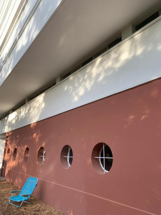 Elegant Studio Et Parking Dans Batiment Historique Saint Tropez Exteriér fotografie